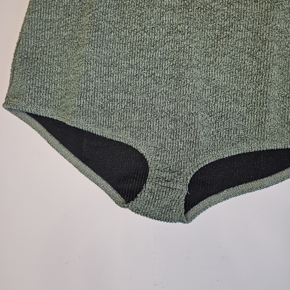 NWT Zara High Rise Metallic Green Briefs Micro Shorts Size L - Picture 3 of 6